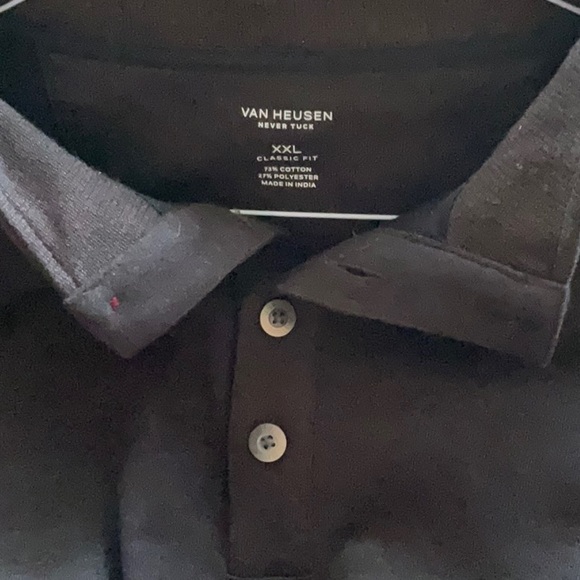 Van Heusen Never Tuck Shirt - Picture 2 of 4